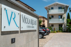 Viola Relais Entrance